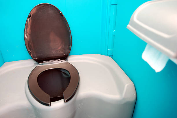 Best Portable restroom trailer rental  in Navy Yard City, WA