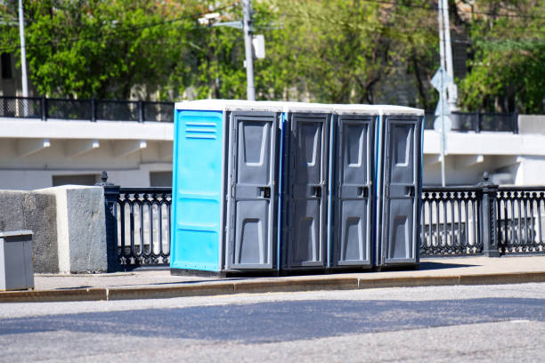 Best Luxury portable toilet rental  in Navy Yard City, WA