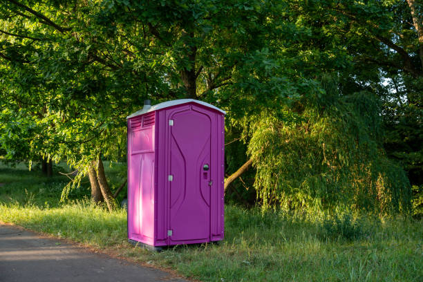 Portable Toilet Options We Offer in Navy Yard City, WA